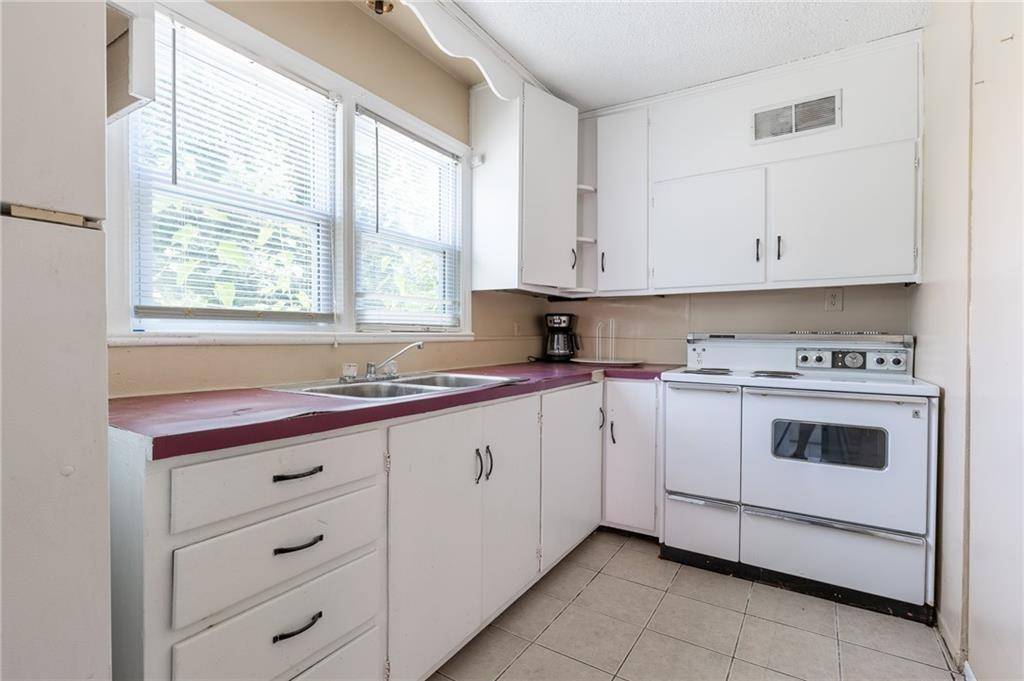 Raytown, MO 64133,7001 Hunter ST