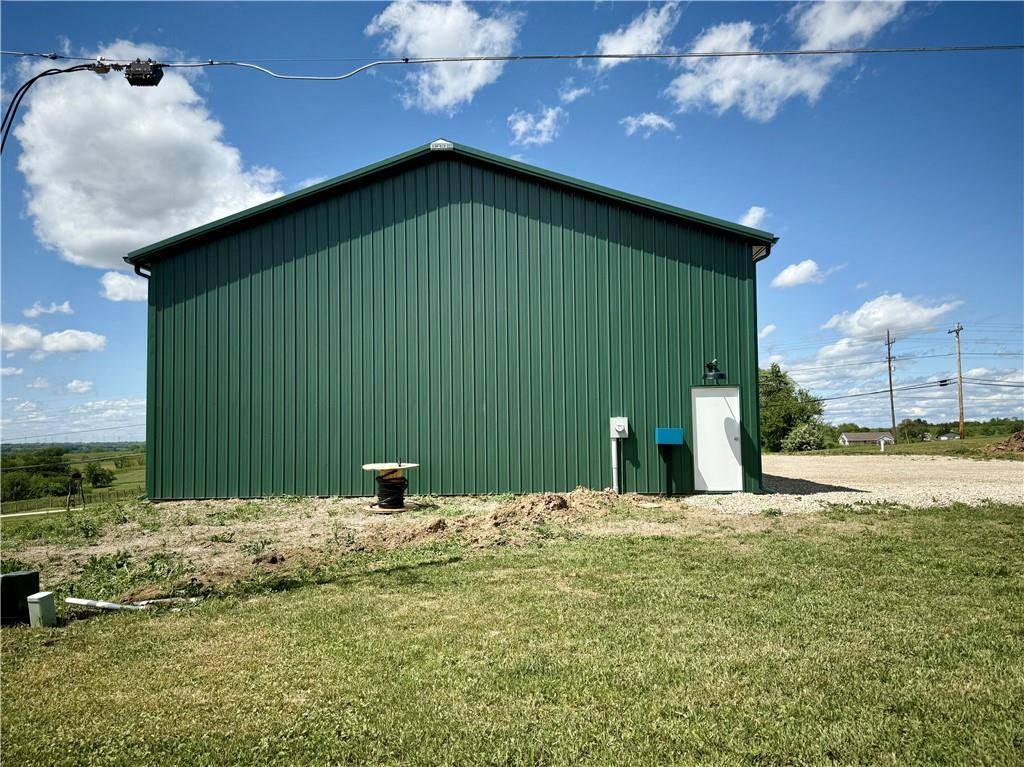 Maryville, MO 64468,30449 Hillside DR