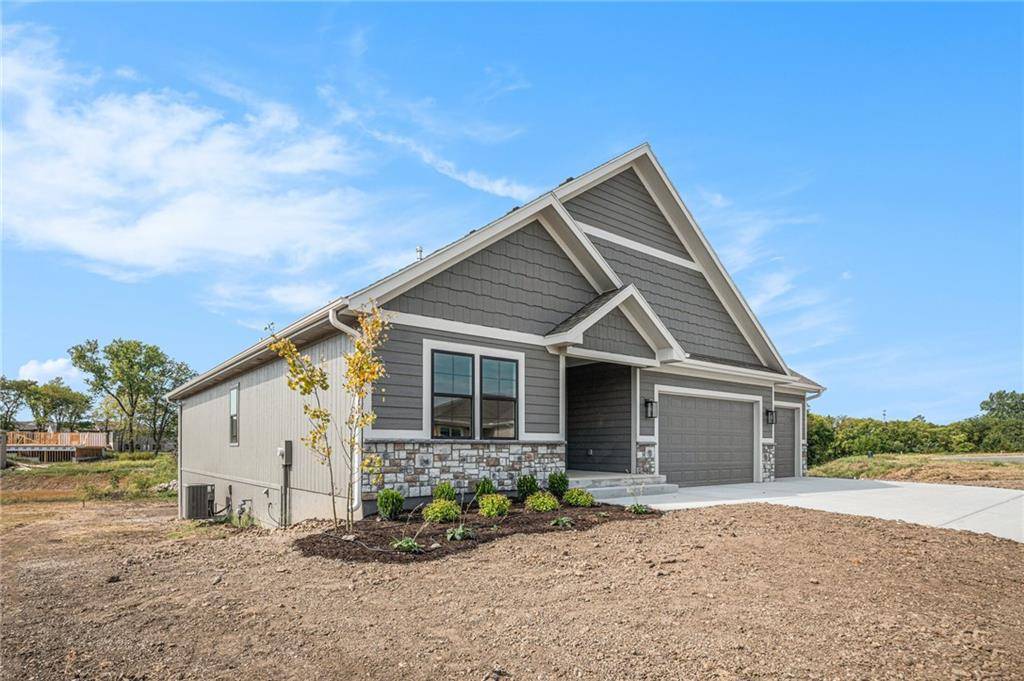 Lawson, MO 64062,456 Green DR