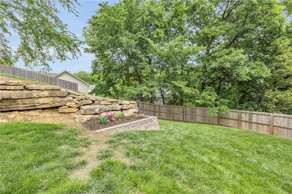 Kansas City, MO 64118,1310 NW 74th PL