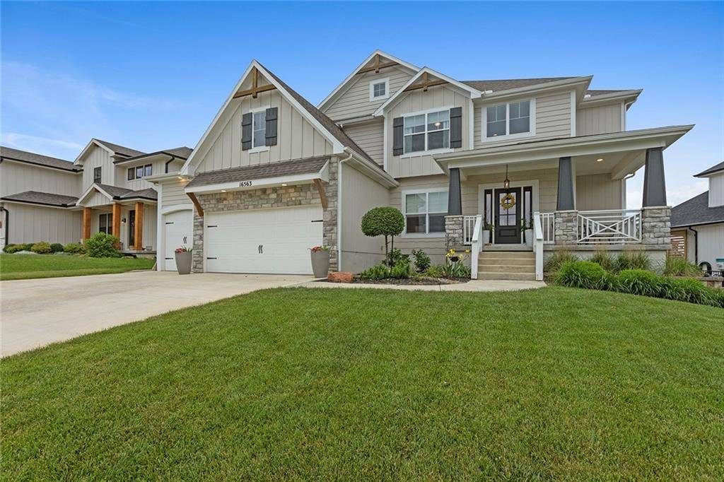 Olathe, KS 66062,16563 S Lichtenauer DR