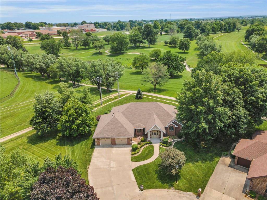 Cameron, MO 64429,521 Country Club Square DR
