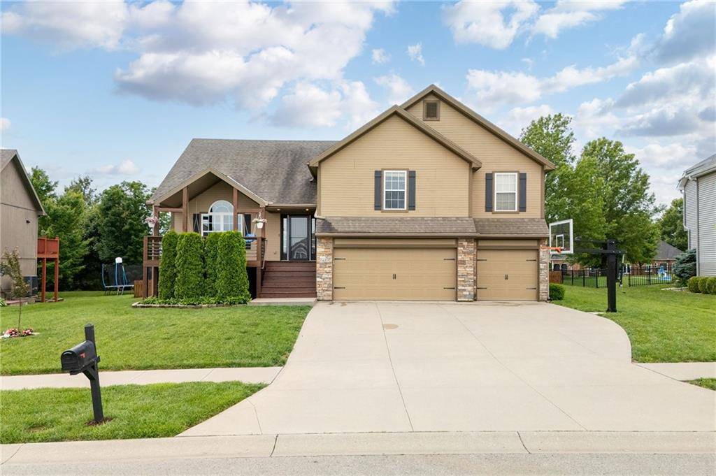 St Joseph, MO 64506,4608 Corinth DR