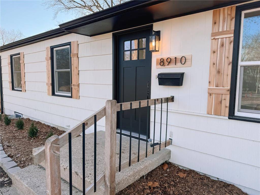 Kansas City, MO 64114,8910 Western Hills DR
