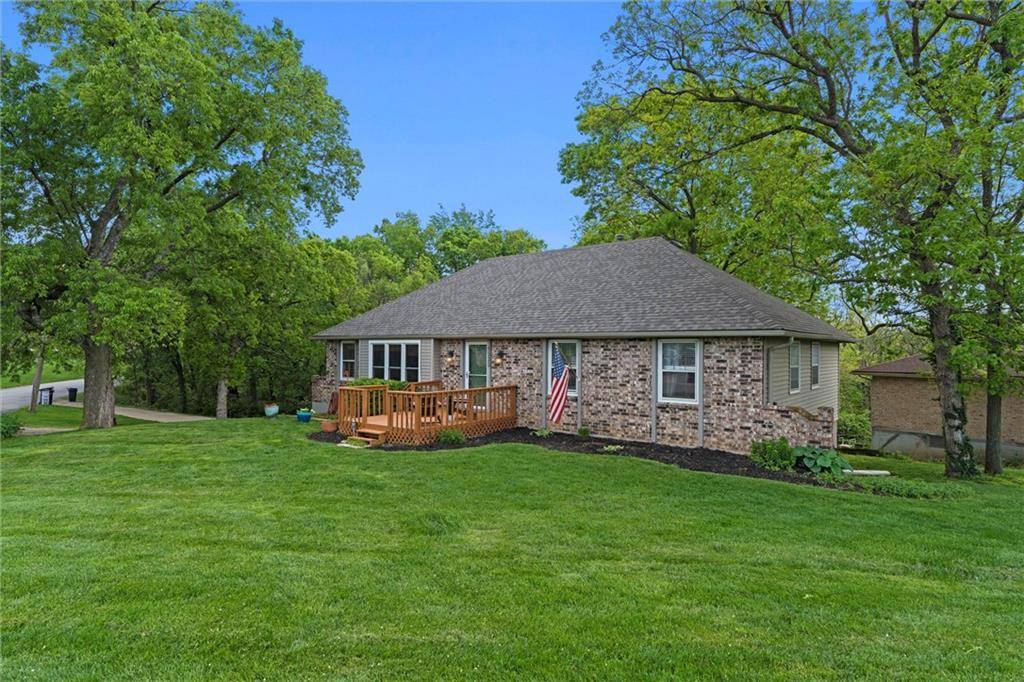 Shawnee, KS 66216,6525 County Line RD
