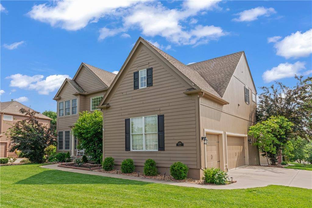 Leawood, KS 66224,14556 Windsor DR