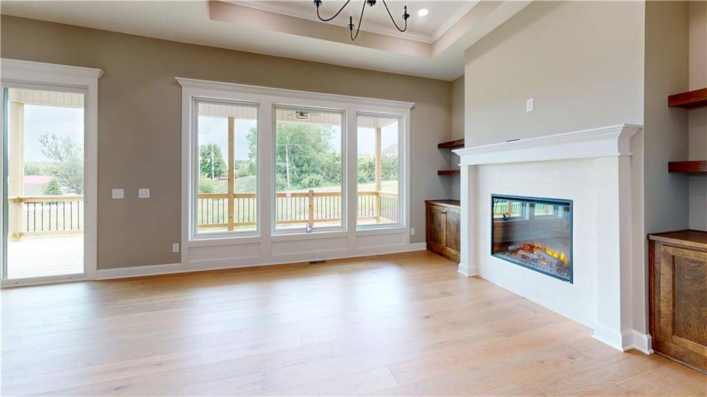 St Joseph, MO 64505,19079 Millstone TER