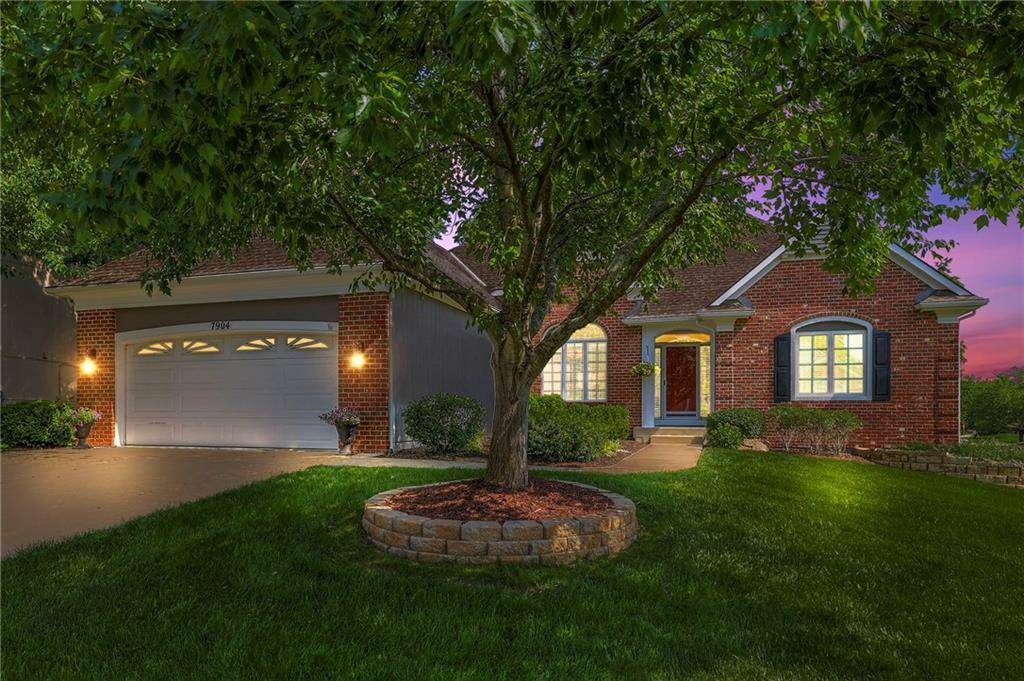 Overland Park, KS 66223,7904 W 153RD TER