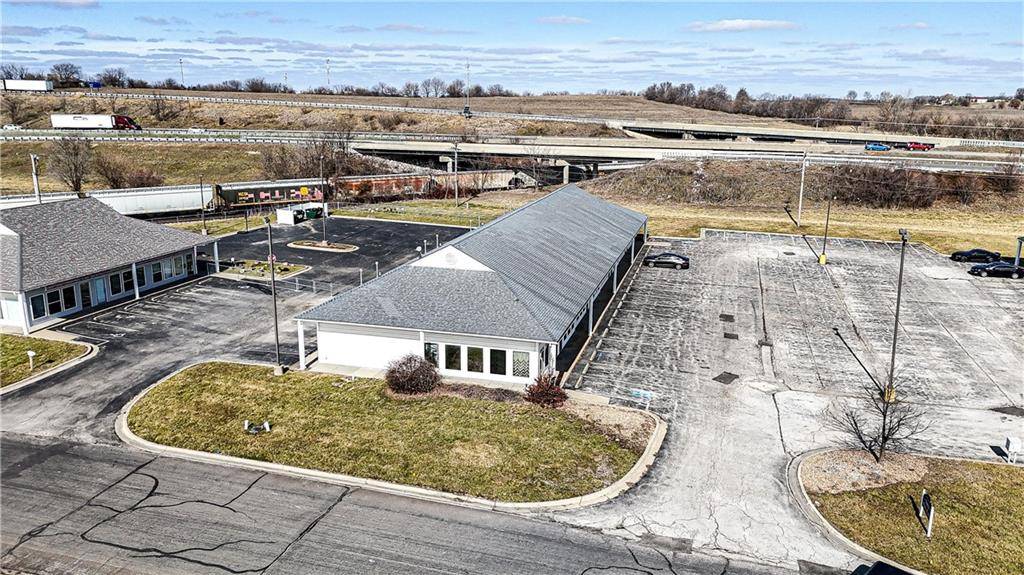 Odessa, MO 64076,309 E Park LN