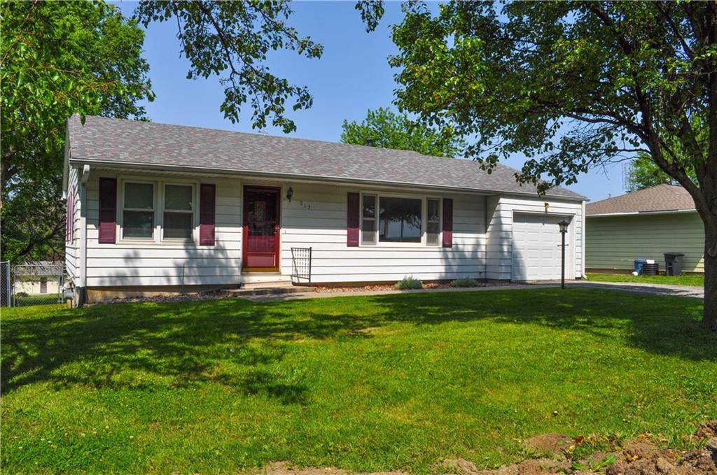 Stanberry, MO 64489,913 N Maple ST