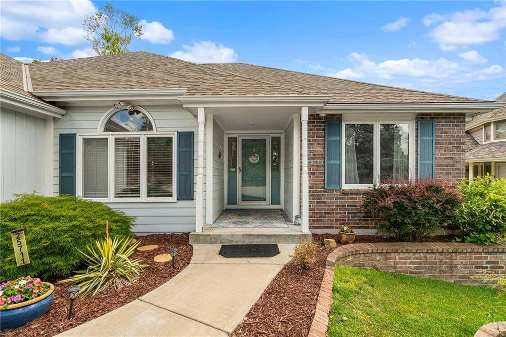 Blue Springs, MO 64015,25711 E 33rd Street CT