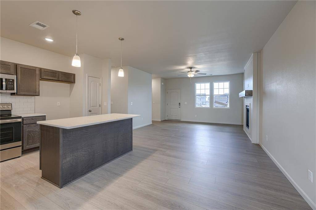 Lee's Summit, MO 64086,27027 E Oak View DR
