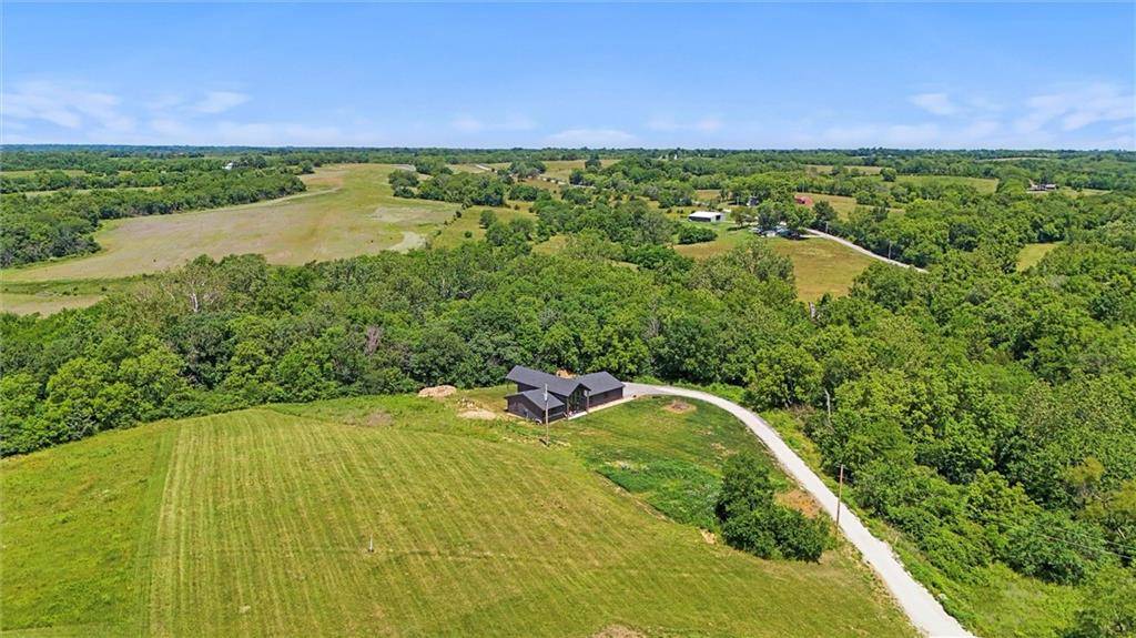 Kearney, MO 64060,18818 Thompson RD