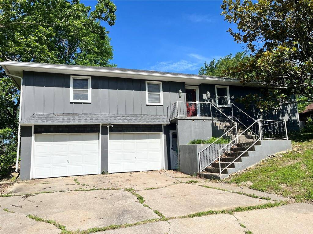 Fort Scott, KS 66701,1610 S Clairmont ST