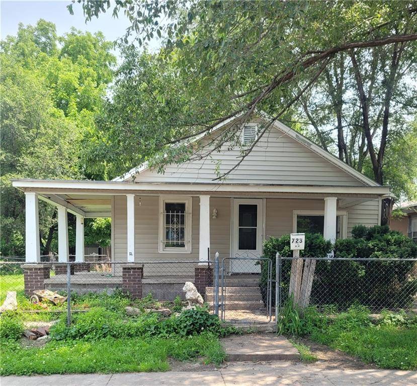 Kansas City, KS 66105,723 S MILL ST