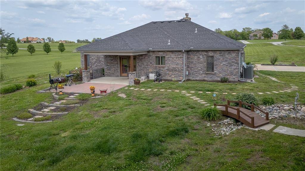 Lathrop, MO 64465,5260 SE Fox Run RD
