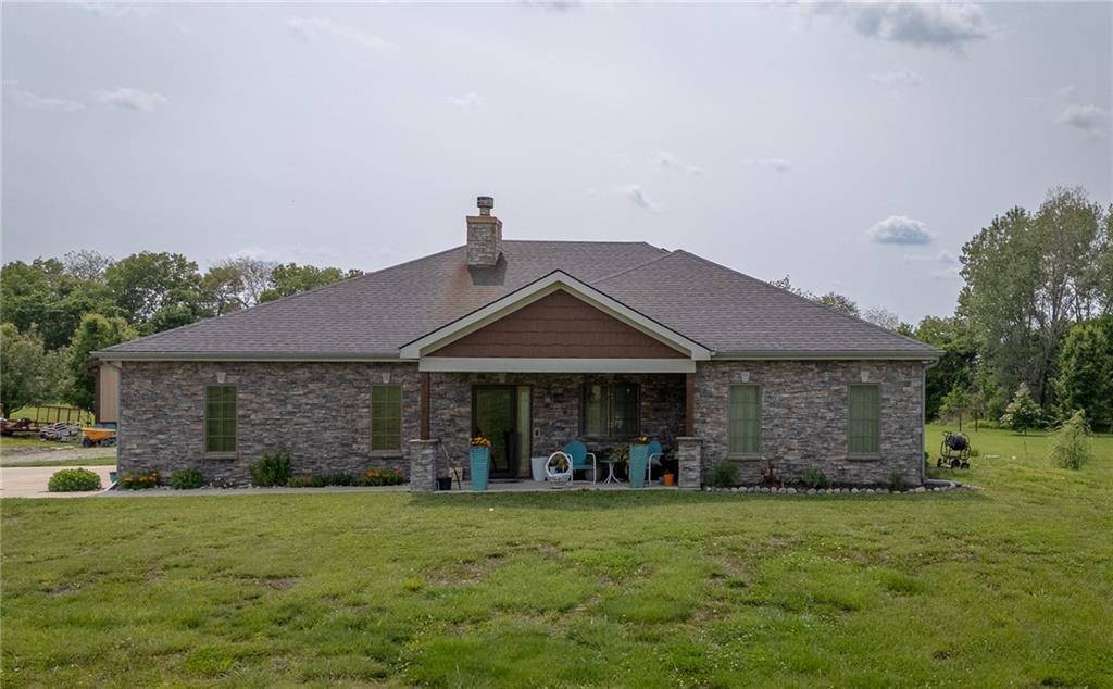 Lathrop, MO 64465,5260 SE Fox Run RD