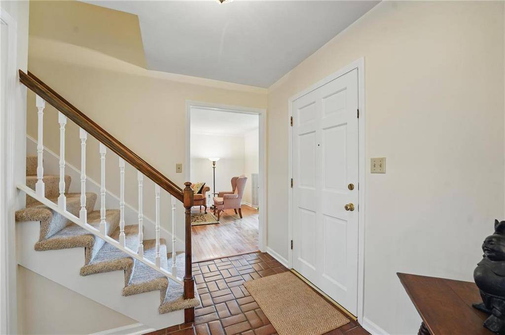 Lenexa, KS 66215,7908 Rosehill RD