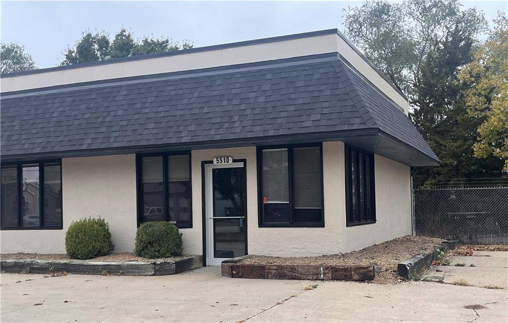 St Joseph, MO 64504,5510 Lake AVE