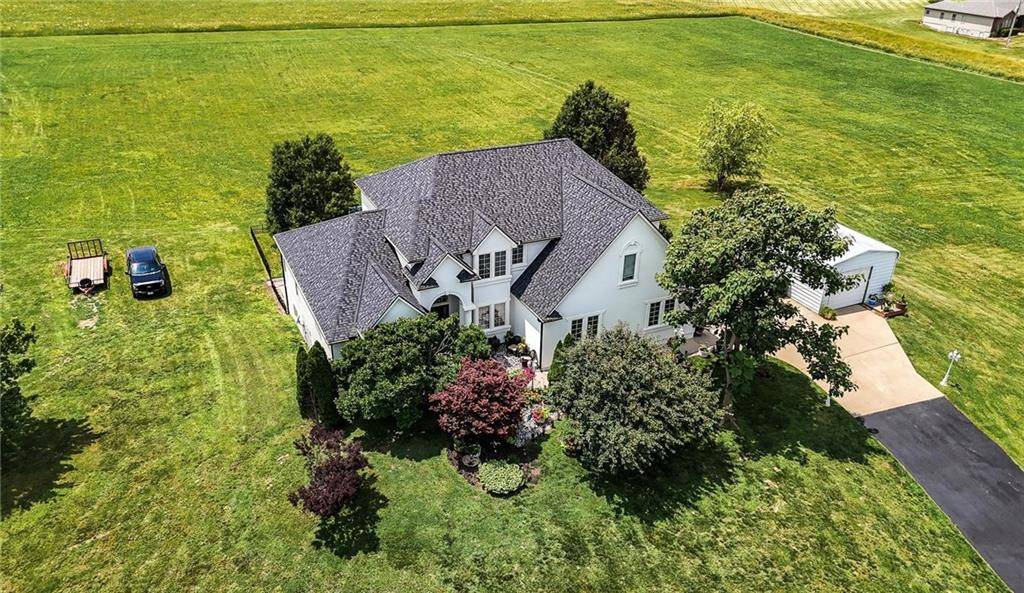 Buckner, MO 64016,414 S Borgman RD