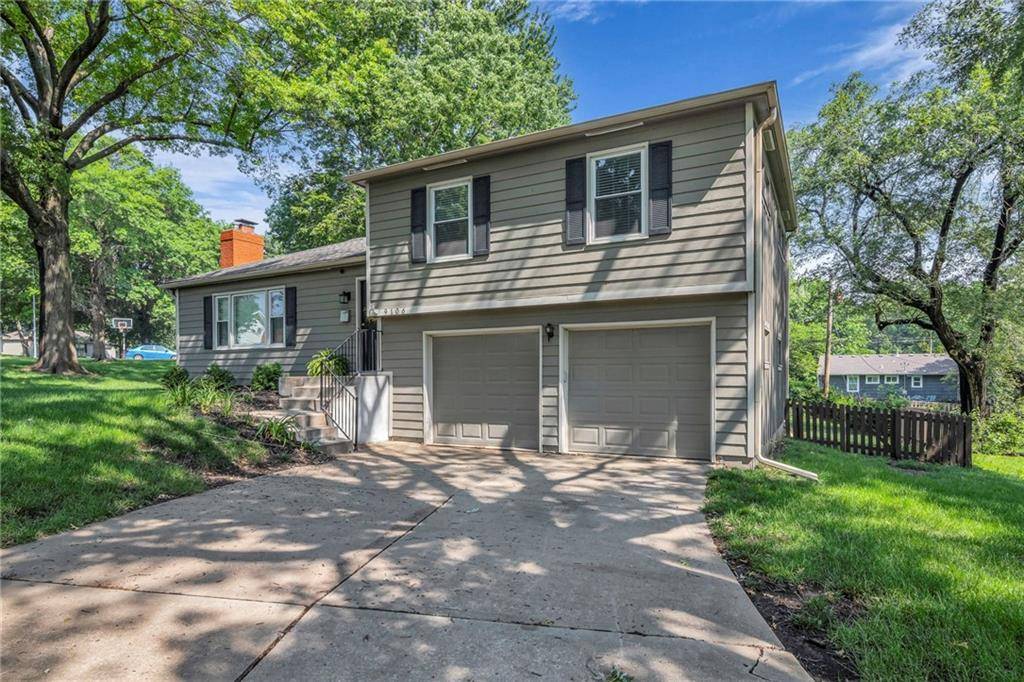 Overland Park, KS 66212,9106 W 95th TER