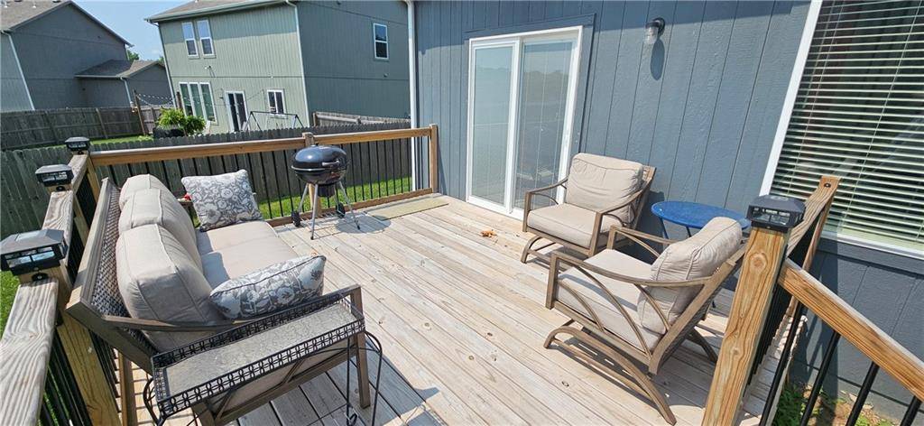 Peculiar, MO 64078,12432 Live Oak CIR