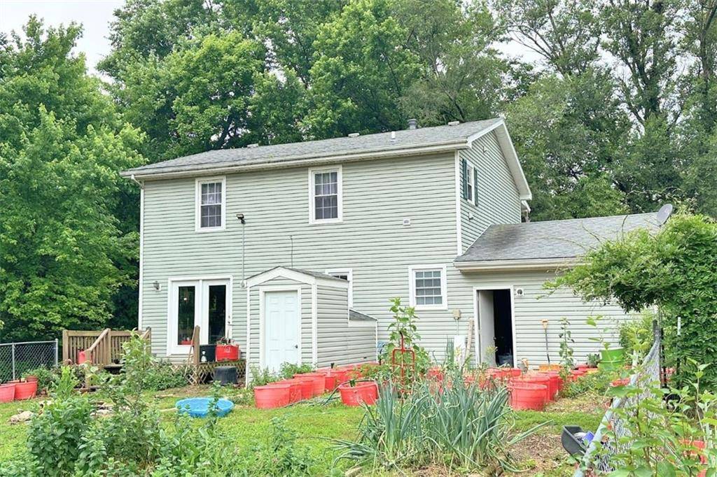 Leeton, MO 64761,227 S Moulton ST