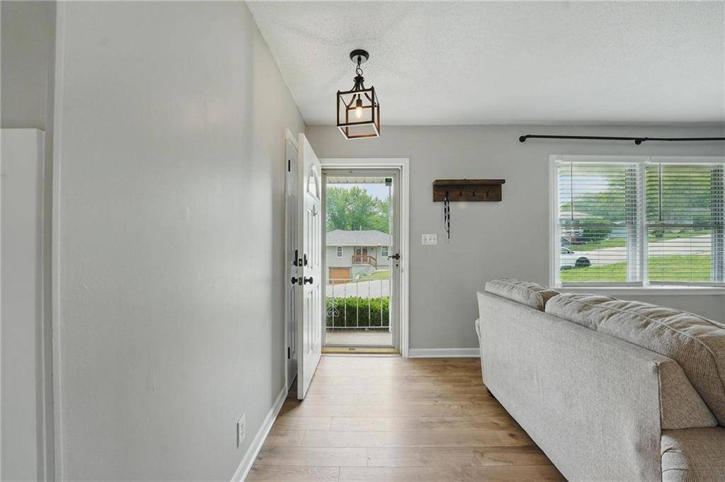 Oak Grove, MO 64075,218 SW 20th ST