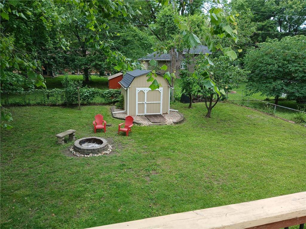 Belton, MO 64012,306 Hawthorne CT