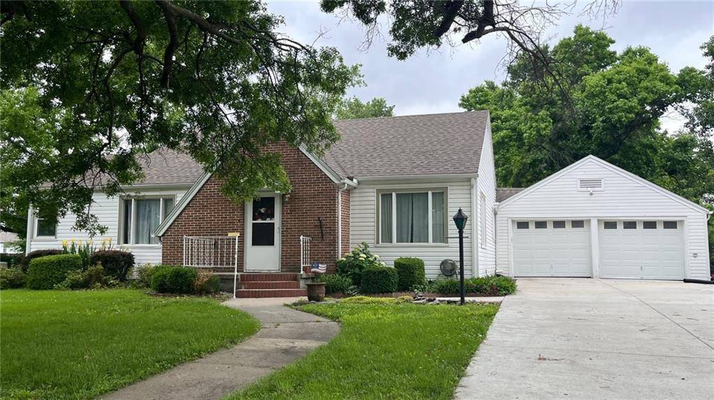 Ottawa, KS 66067,1430 S Cedar ST