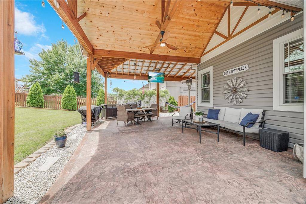 Grain Valley, MO 64029,1107 Burr Oak LN