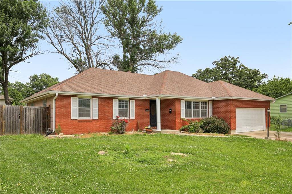 Warrensburg, MO 64093,303 Johnson DR