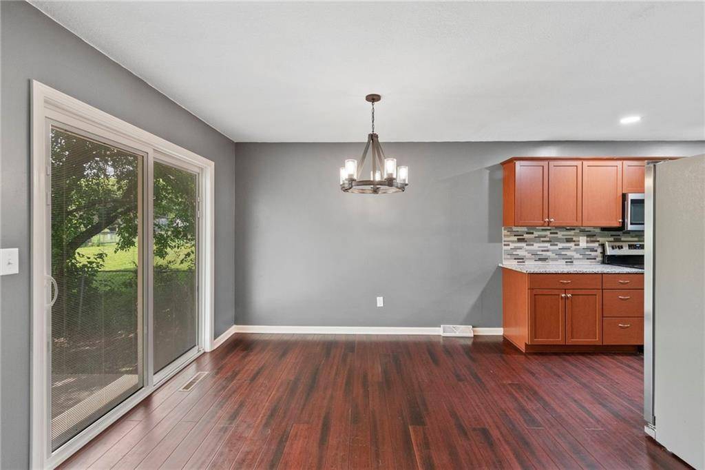 Warrensburg, MO 64093,10 SE 240 RD