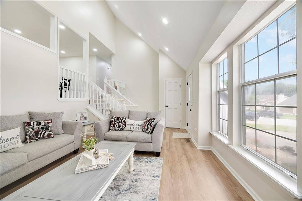Lansing, KS 66043,513 Forestglen LN