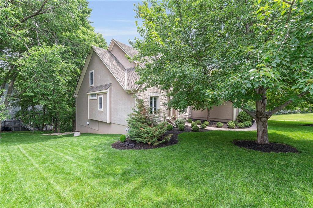 Parkville, MO 64152,5733 NW North pointe TER