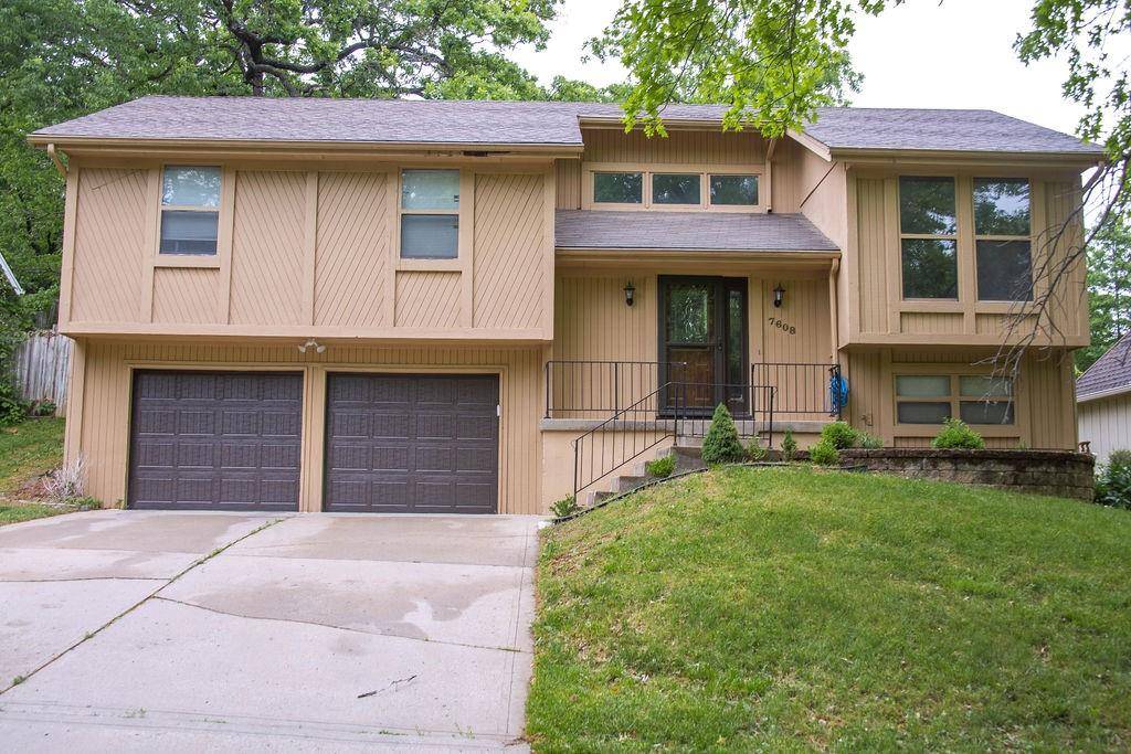 Kansas City, MO 64152,7608 NW 70th ST