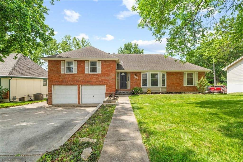 Kansas City, MO 64118,1207 NE 81st TER