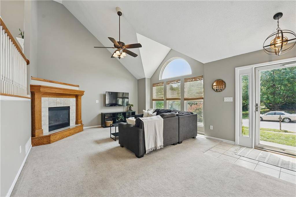 Blue Springs, MO 64015,3517 NW Nautical CT