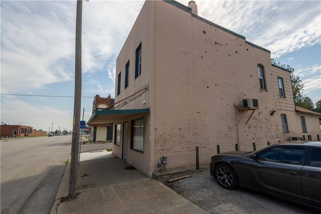 St Joseph, MO 64505,1802 St Joseph AVE