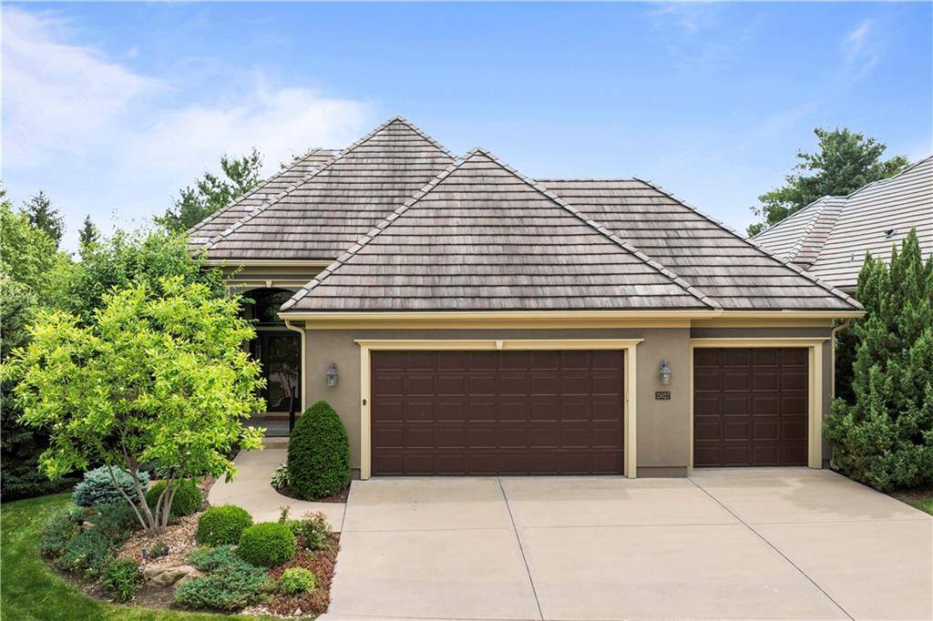 Leawood, KS 66224,15027 Ash ST