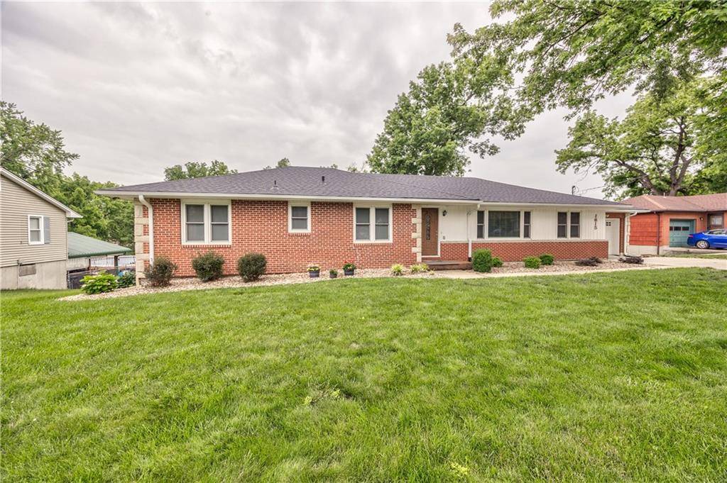 Leavenworth, KS 66048,1615 Ottawa ST