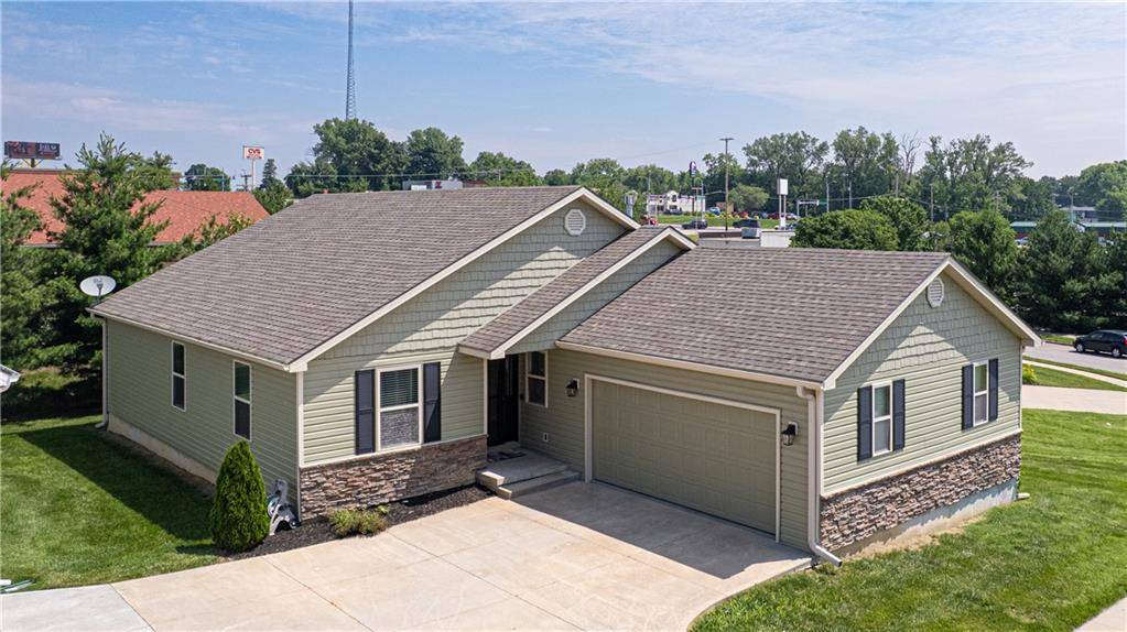 St Joseph, MO 64506,3206 Sheffield LN