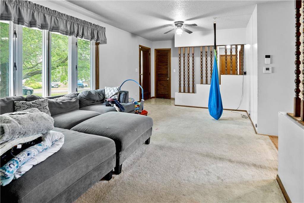 Trenton, MO 64683,2011 Mariner RD