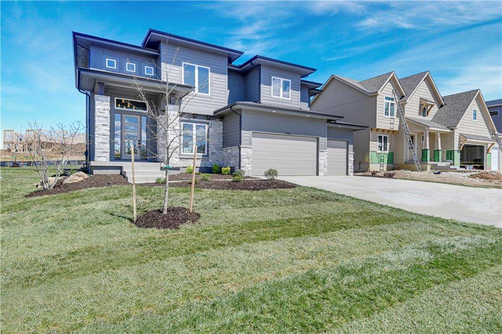 Lenexa, KS 66220,21901 W 99th TER