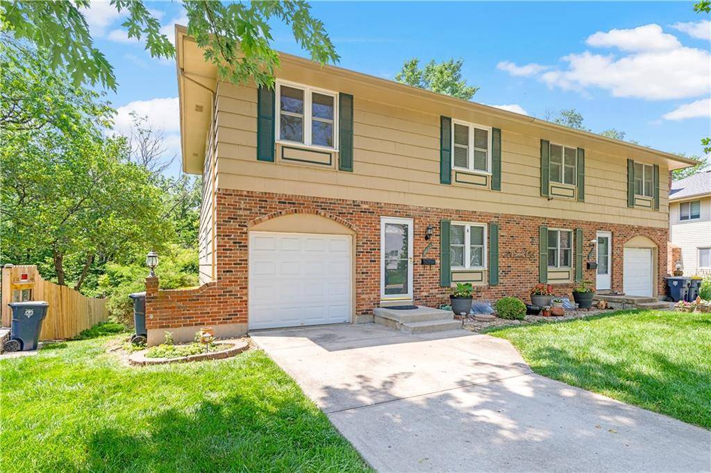 Kansas City, MO 64152,7139 NW Country Club LN