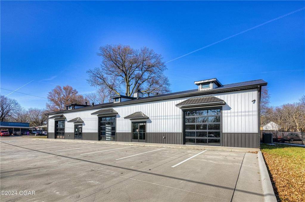Pittsburg, KS 66762,1301 E 4th ST