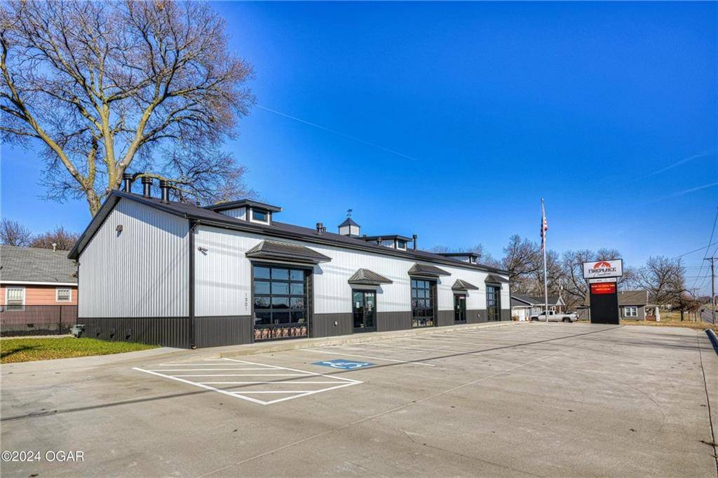 Pittsburg, KS 66762,1301 E 4th ST