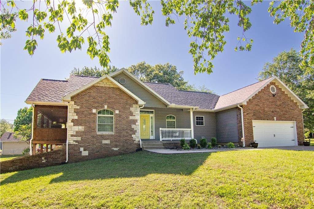 Pittsburg, KS 66762,601 Thomas ST