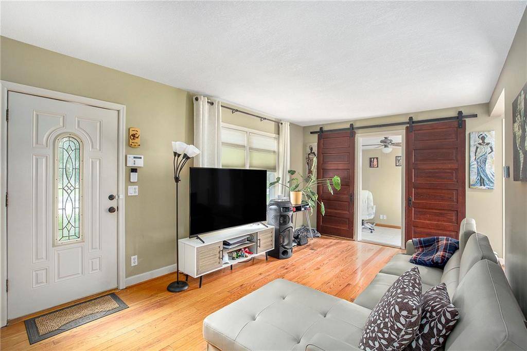 Independence, MO 64052,1307 W 30th ST #S