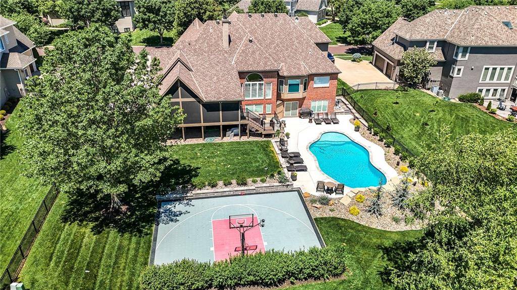 Overland Park, KS 66221,9905 W 144th ST